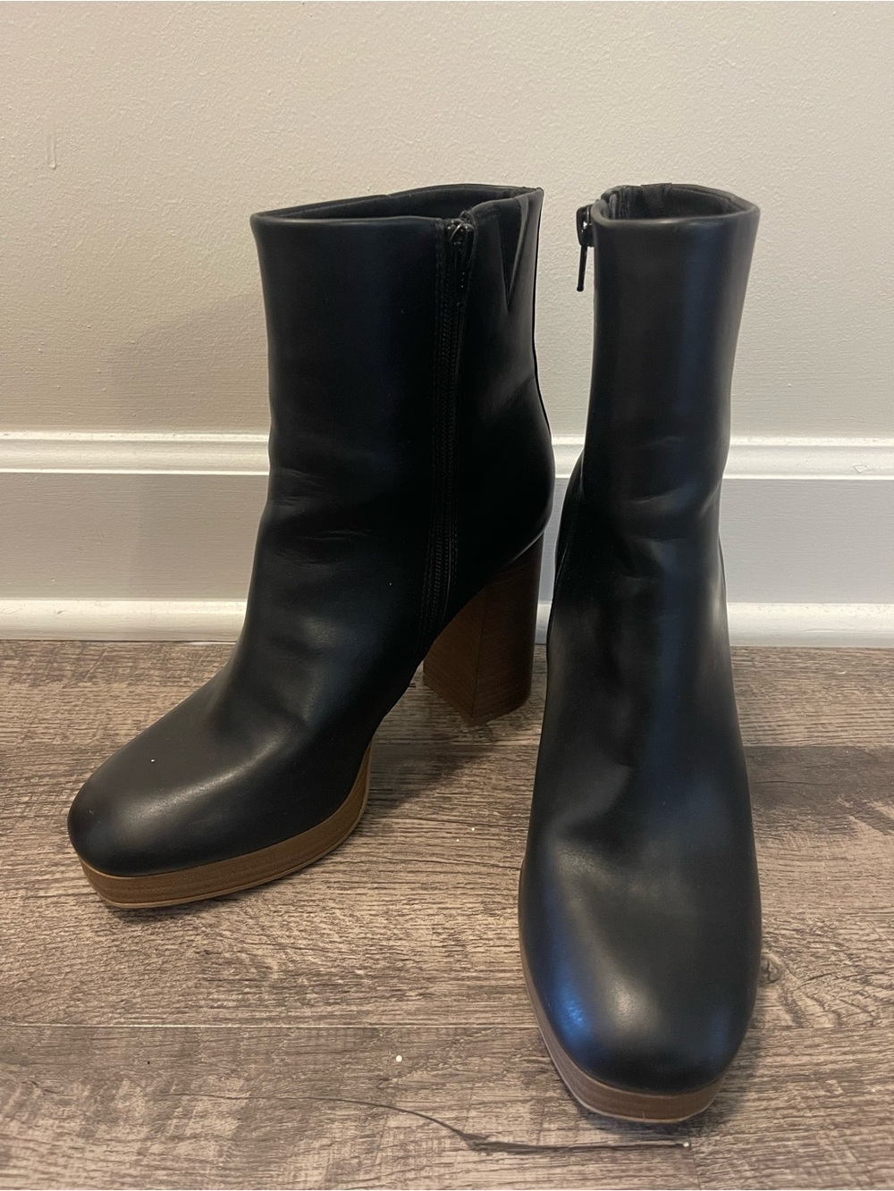 Women’s LC Lauren Conrad Black Heeled Ankle Boots